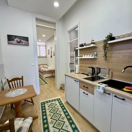 Potoklinica Apartment *